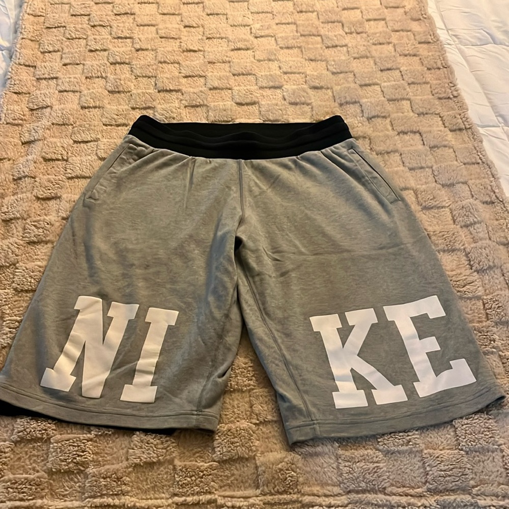 Nike XL Reversible Shorts